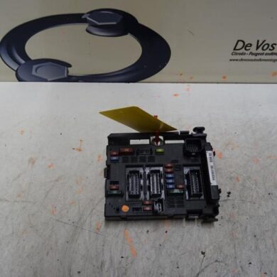Peugeot 307 1.6 16V Fuse box 2005 6500Y1