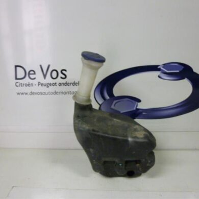 Citroen Saxo 1.4i SX,VSX Front windscreen washer reservoir 1999 643172