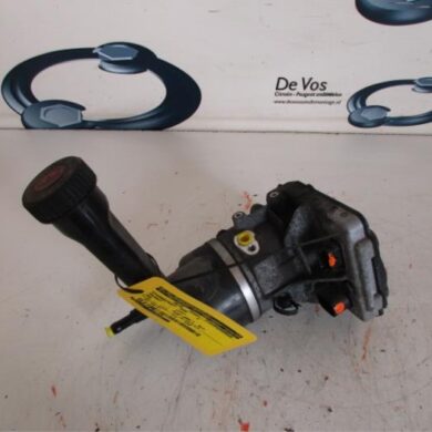 Peugeot 308  Power steering pump 5FW 2008 400858