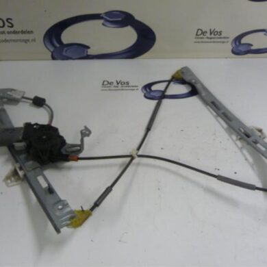 Peugeot 206 1.4 HDi Ruitmechaniek 4Deurs links-voor 2005 9221G0