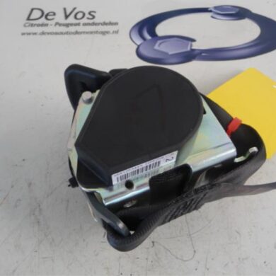 Peugeot 308 1.6 HDi 16V Rear seatbelt, left 2010 8975N1-8975GX