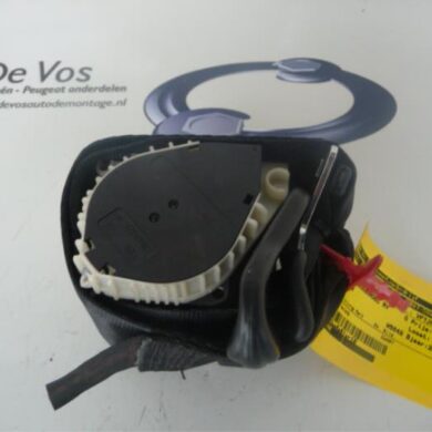 Citroen C2 1.1 Front seatbelt, right 2006 8974NE