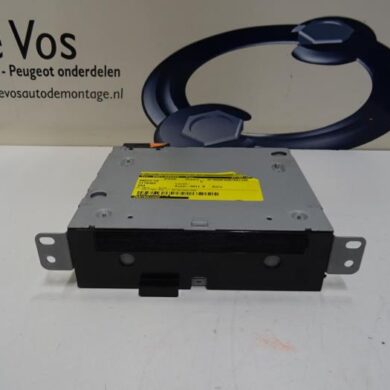 Citroen DS4  Radio CD player 2011 1607681280-1613842880