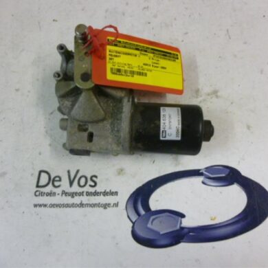 Peugeot 307 1.4 HDi Front wiper motor 2004 6405J6