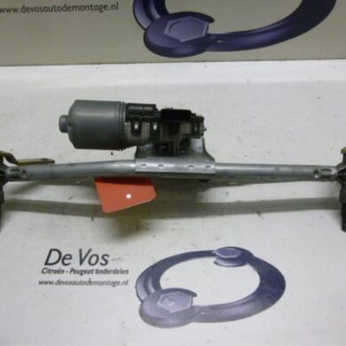Citroen C5 2.0 16V Front wiper motor 2005 6405J2