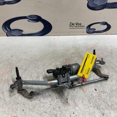 Peugeot 2008 1.2 12V e-THP PureTech 110 Scheibenwischermotor vorne 2018 9815497780