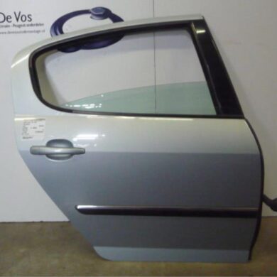 Peugeot 407 2.0 HDiF 16V Rear door 4-door, right 2004 9008N1