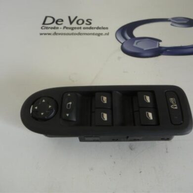 Peugeot 308  Combischakelaar ramen 2010 649026