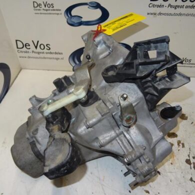 Peugeot 208  Versnellingsbak ZMZZM01 2015 9803846180-1608887480-9678076280-1607149280 20CR14