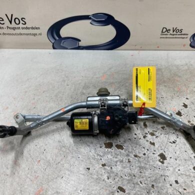 Citroen Berlingo  Front wiper motor 2020 9816558880