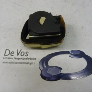 Peugeot 306 1.9 D Rear seatbelt, centre 1999 8972Y3