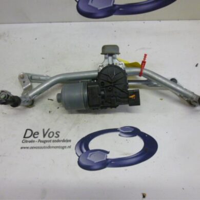 Peugeot 208 1.6 16V THP 155 Ruitenwissermotor voor 2013 9673222580
