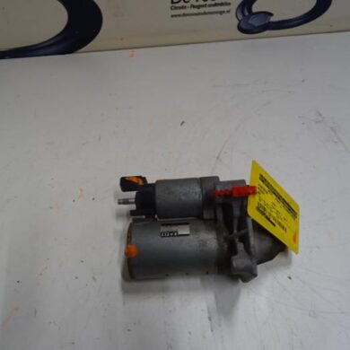 Peugeot 208  Anlasser HMZ-HMZHM01 2015 9688477380