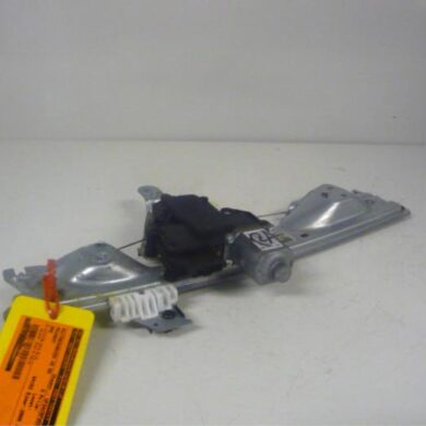 Peugeot 308 1.6 VTI 16V Rear door window mechanism 4-door, right 2008 9224E2-9224E3