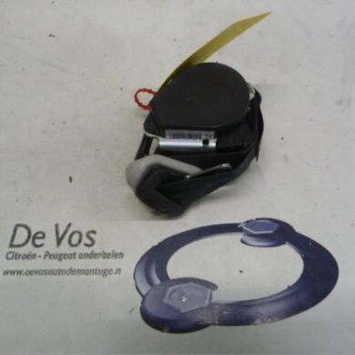 Peugeot 207  Rear seatbelt, right 2010 8975XQ