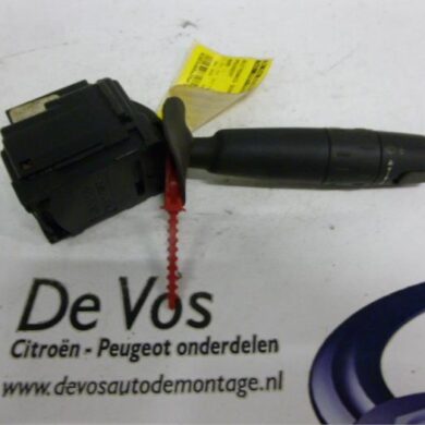 Peugeot 605 2.0 SL,SLi Ruitenwis Schakelaar 1992