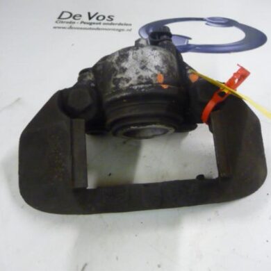 Peugeot 306 1.4 SL,SR Front brake calliper, left KFX 1997 4400C8-441037