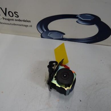 Citroen C4 Aircross  Rear seatbelt, right 2012 1607891580