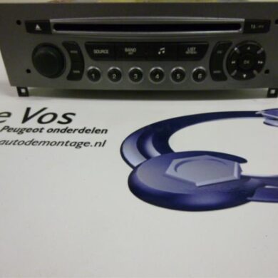 Peugeot 308 1.6 VTI 16V Radio CD Speler 2008 16077683XH-657957-657958-16077684XH