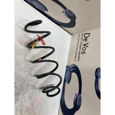 Peugeot 308 2.0 BlueHDi 150 16V Rear coil spring 2016 9805571580
