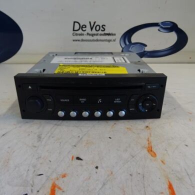 Peugeot 3008  Radio CD Speler 2011 6574PT-6579NV-6574PV