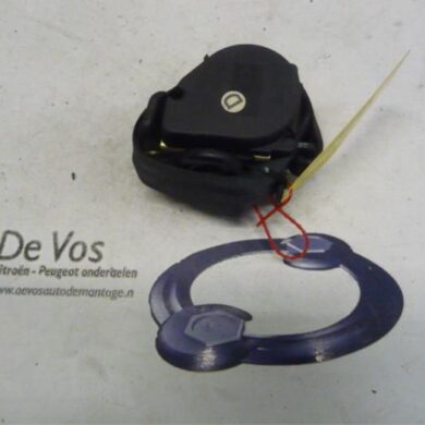 Peugeot 106 1.4 XN,XR,XS,XT Veiligheidsgordel rechts-achter 1999 8972ER