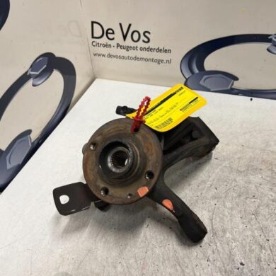 Peugeot 108 1.0 12V Knuckle, front left 2015 B000905680