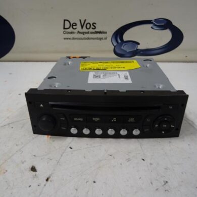 Peugeot 207  Radio CD player 2013 16107915XT-16089142XT