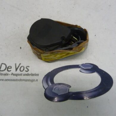 Citroen Saxo  Rear seatbelt, right 1999 8973AF