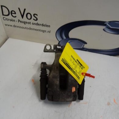 Citroen Picasso 1.6i 16V Rear brake calliper, right NFU 2006 4400R3