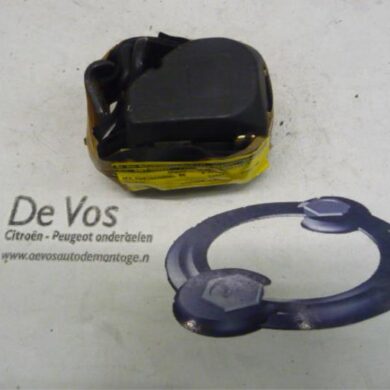 Peugeot 106 1.1 i XN,XR,XT Veiligheidsgordel rechts-achter 1992 8973GK