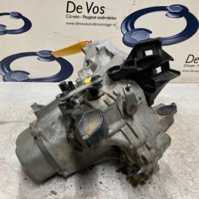Opel Crossland X  Versnellingsbak HM05LEZ-LEZHM05 2019 9815401580-3643472 20A703