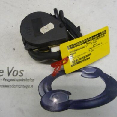 Peugeot 106 1.1 XN,XR,XT,Accent Rear seatbelt, left 2002 8973YF