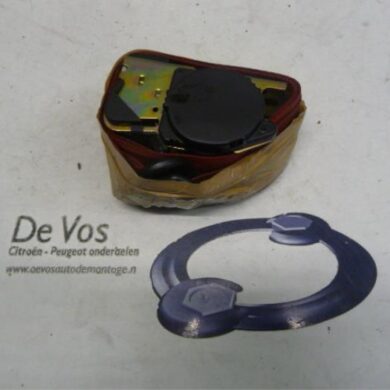 Peugeot 106 1.3 Rallye Veiligheidsgordel rechts-voor 1996 8971ZT