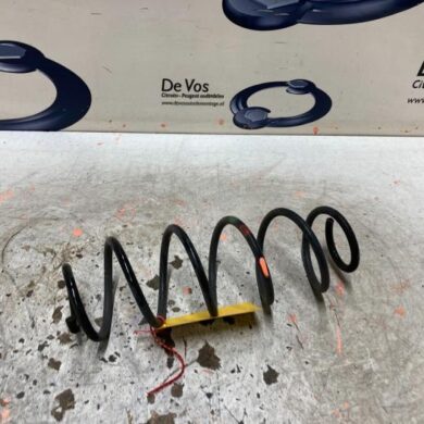 Opel Corsa 1.2 Turbo 12V 100 Schroefveer achter 2021 9828919580