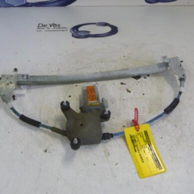 Peugeot 406 1.8 16V Ruitmechaniek 4Deurs links-achter 2003 922356