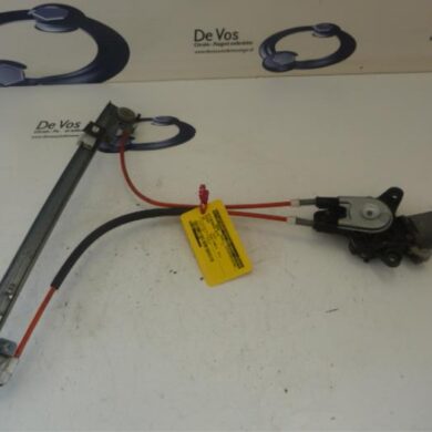 Peugeot 106 1.4 XN,XR,XS,XT Ruitmechaniek 2Deurs rechts-voor 1996 9222H0