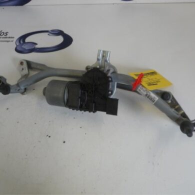 Peugeot 208 1.2 Vti 12V PureTech 82 Front wiper motor 2014 9673222580