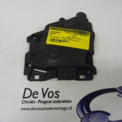 Peugeot 207 1.6 HDiF 16V Fuse box 2011