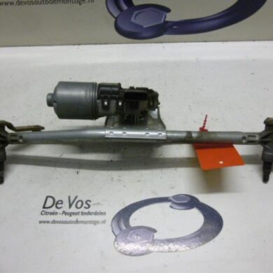 Citroen C5 1.6 HDiF 16V Front wiper motor 2005 6405J2