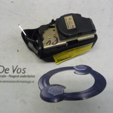 Peugeot 106 1.1 i XN,XR,XT Veiligheidsgordel rechts-voor 1995 8971XT
