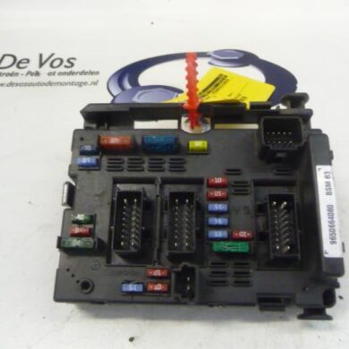 Peugeot 807  Zekeringkast 2006 6500Y1