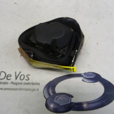 Citroen C2 1.4 HDI Rear seatbelt, right 2004 8974S5