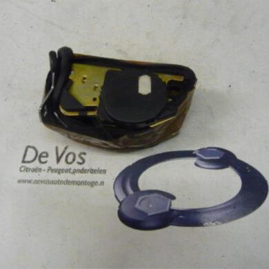 Peugeot 306 1.9 D,XND,XAD Front seatbelt, right 1996 8972H3