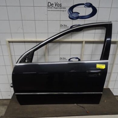 Peugeot 607  Door 4-door, front left 2006 9002L5