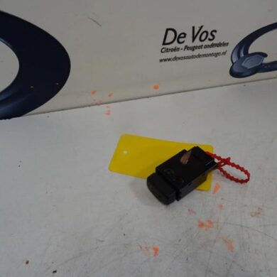 Citroen C4 Aircross  Switch 2012 649009