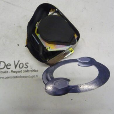 Peugeot 407  Rear seatbelt, right 2005 8974HK