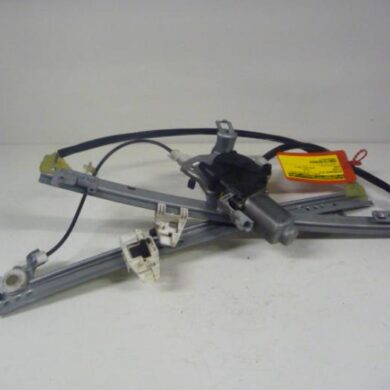 Citroen Xsara 1.6 16V Ruitmechaniek 4Deurs rechts-voor 2001 9222L0