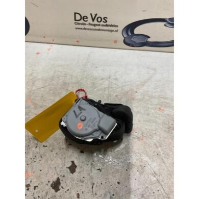 Citroen C1 1.0 12V VVT-i Veiligheidsgordel links-achter 2018 B0008723XX