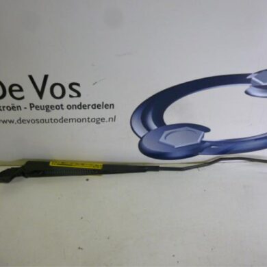 Citroen Xsara 1.4i X,SX,Societe Ruitenwisserarm voor 1998 6429L6